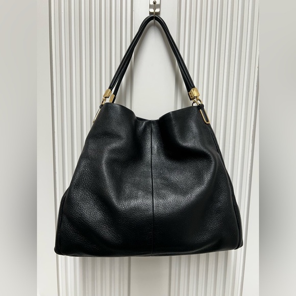 Coach Leather Hobo Bag in Black - Picture 2 of 7